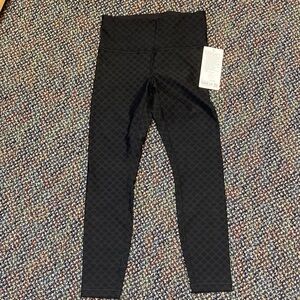 Lululemon Tight 25”